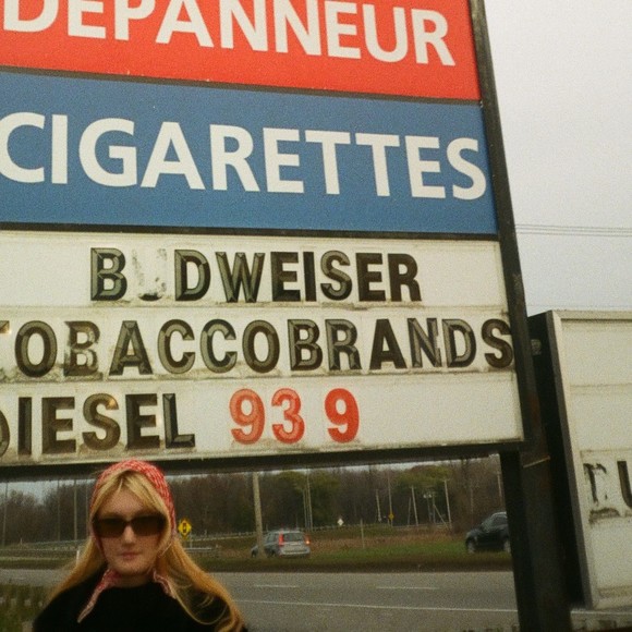 Meet your Posher, Emma - Picture 1 of 1